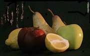 Японская каллиграфия и фрукты